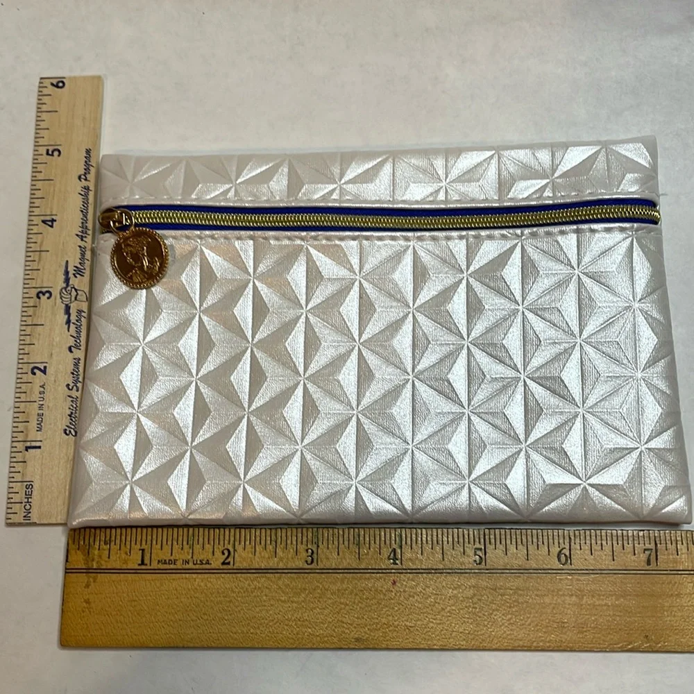 IPSY Beauty Bag